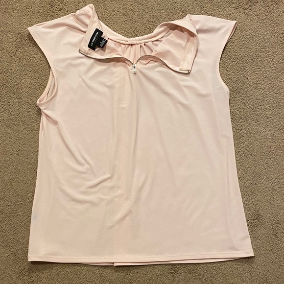 Liz Claiborne Career blouse light pink exposed back zipper gathered neckline - Picture 7 of 9